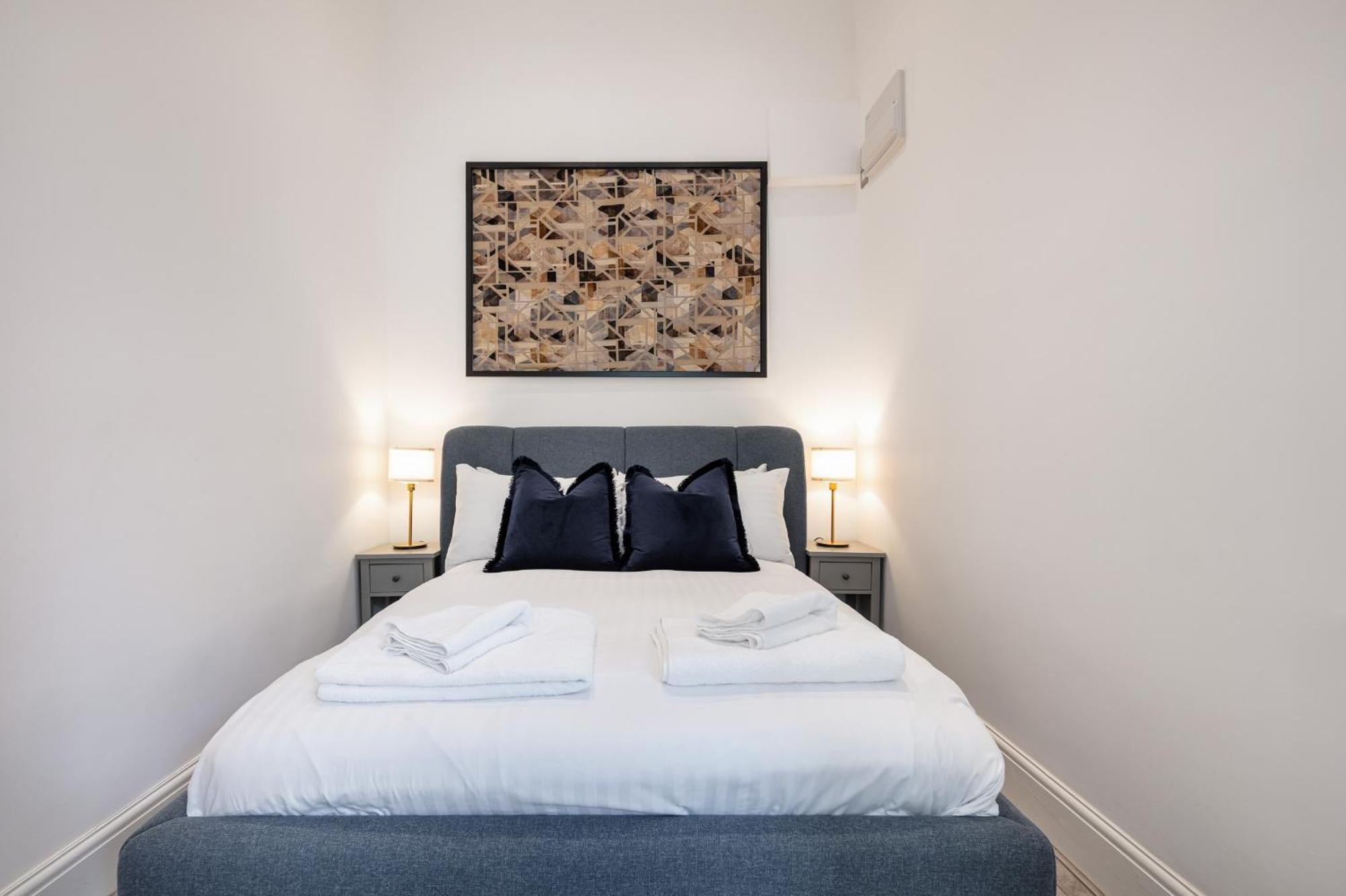 Kensington 1bd Seconds From Museums Appartamento *